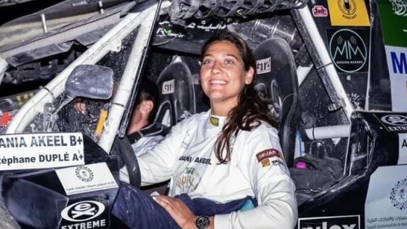 Dania Akeel, mujer piloto saudita que espera servir como ejemplo