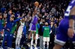 Triple de Met al final da el triunfo a Kings ante Mavericks