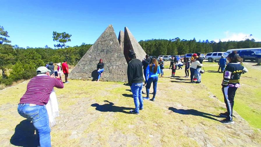 En la montaña y bajo el frío, la idea de muchos para recibir el Año Nuevo