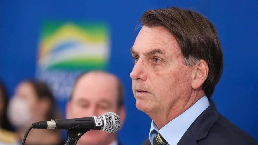 Bolsonaro anuncia aumento del 10.18 % del salario mínimo en Brasil en 2022