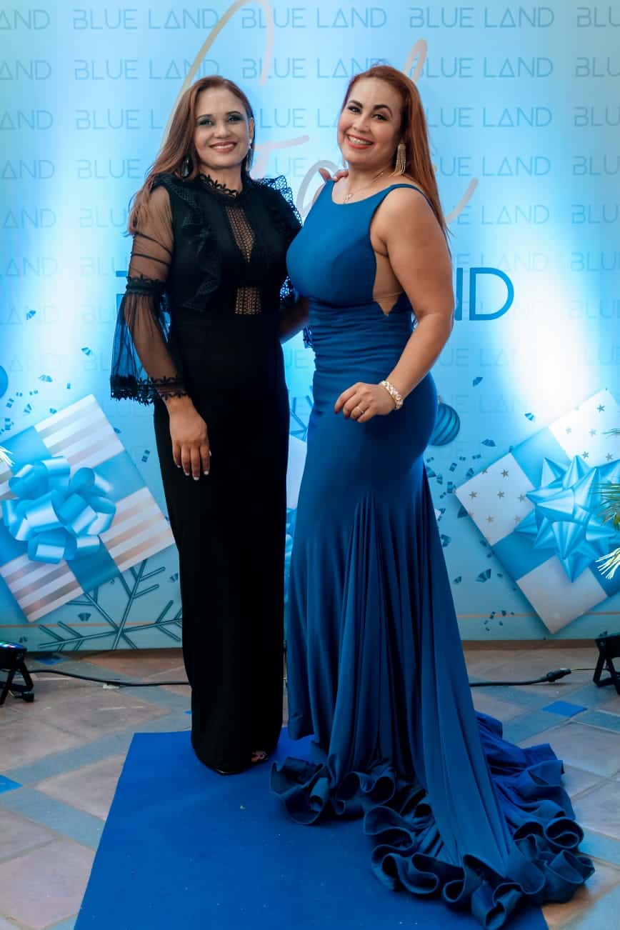 Glenda Pujols y Verónica Pujols.