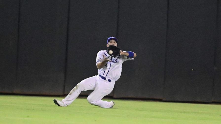 Ramón Laureano recupera su forma con el Licey Ramón Laureano recupera su forma con el Licey