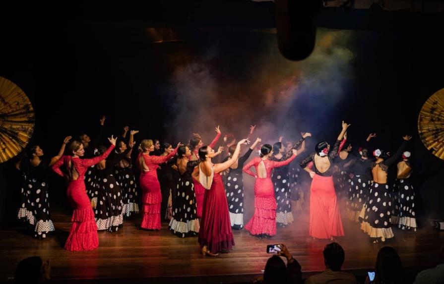 Dominicana Vive el Flamenco y el Grupo Calor Flamenco presentaron Recital Arsa y Toma