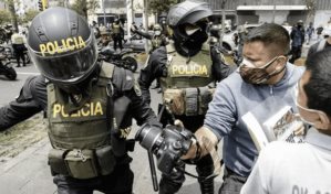 Periodistas en Perú sufrieron 206 ataques durante el 2021