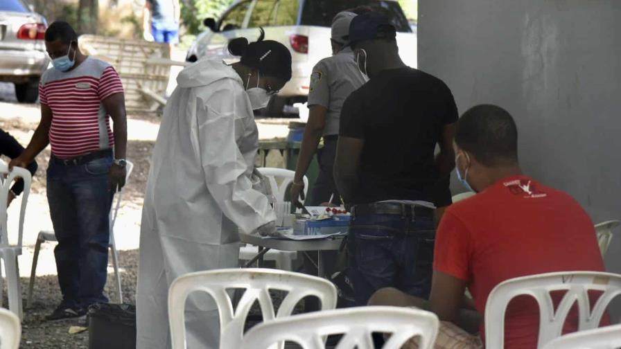 Autoridades reportan 1,510 nuevos contagios y un deceso por COVID-19 Autoridades reportan 1,510 nuevos contagios y un deceso por COVID-19