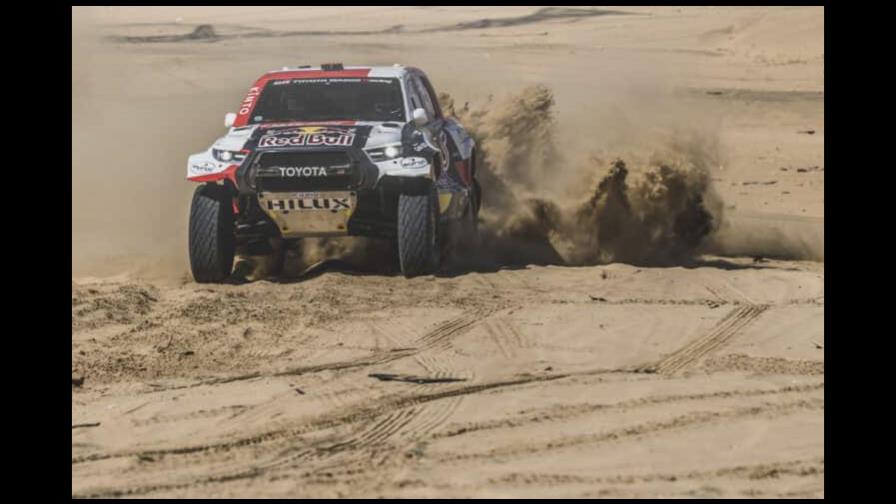 Al-Attiyah marca territorio en el prólogo: Sainz a 12 segundos