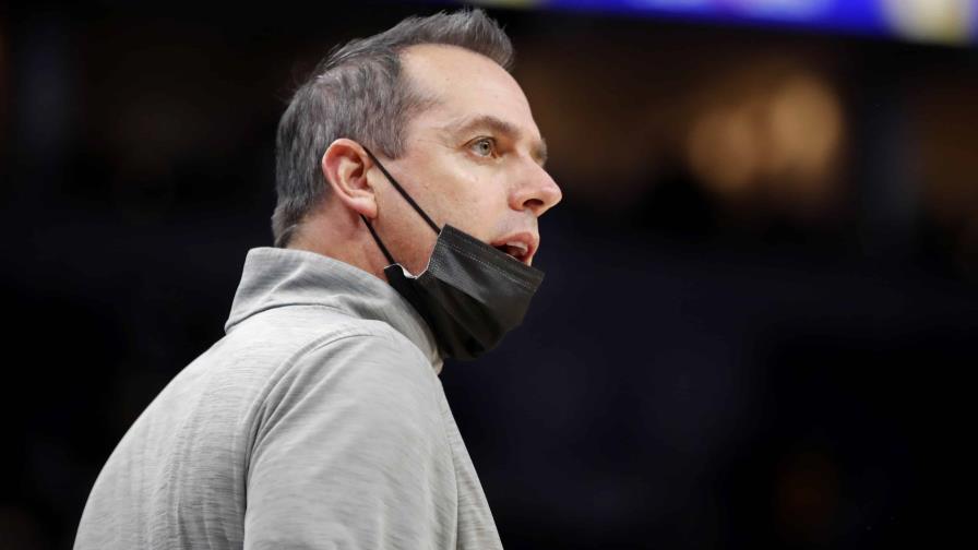 NBA convoca otro referee de la G-League por coronavirus
