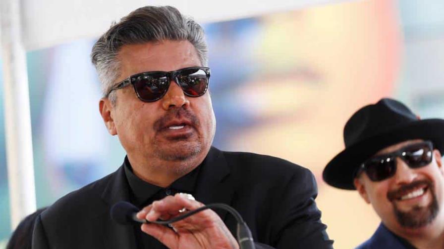 Comediante George López abandona actuación de Año Nuevo tras sentirse enfermo