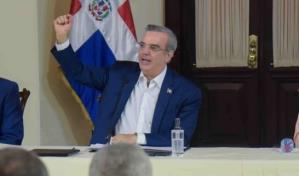 Presidente Abinader asume el 2022 con optimismo; dice que el pa&iacute;s va bien