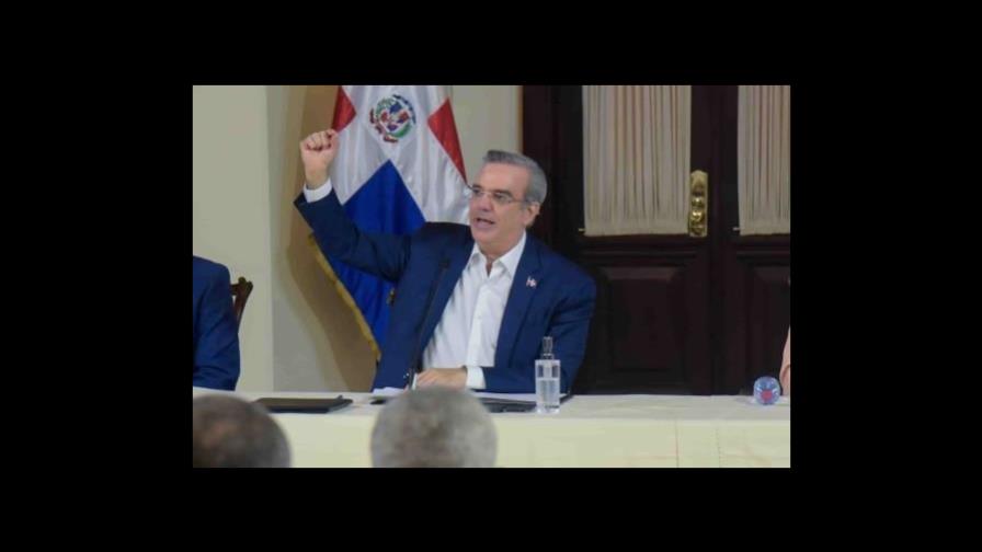 Presidente Abinader asume el 2022 con optimismo; dice que el país va bien