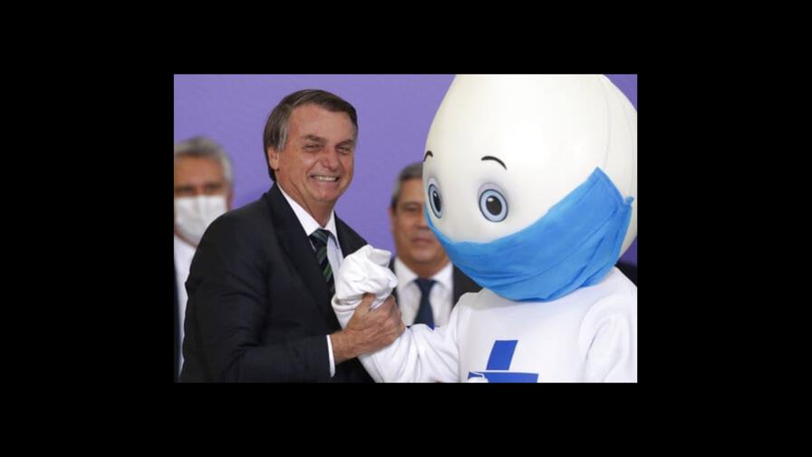 Hospitalizan a Bolsonaro por malestar abdominal