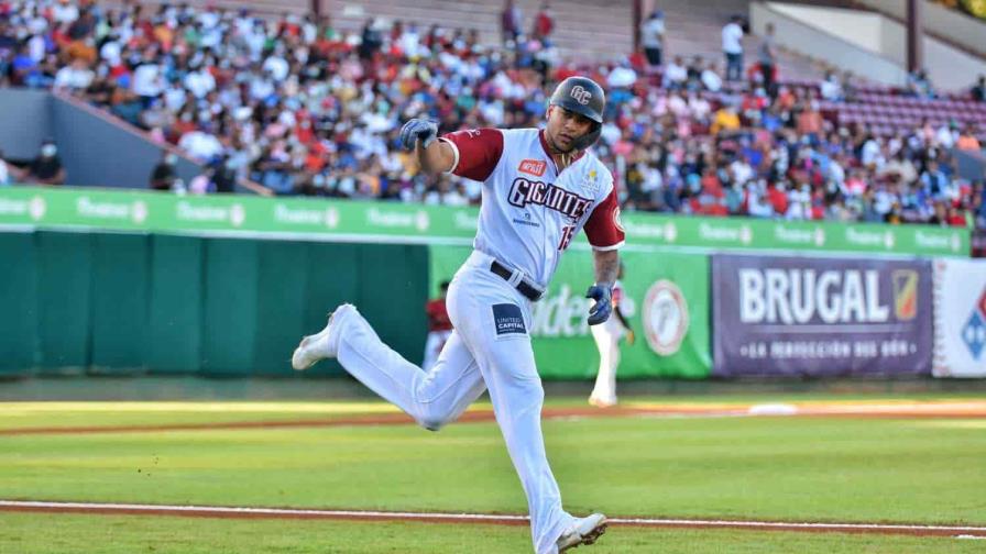 Gigantes vencen al Licey gracias a Alexander y Sirí
