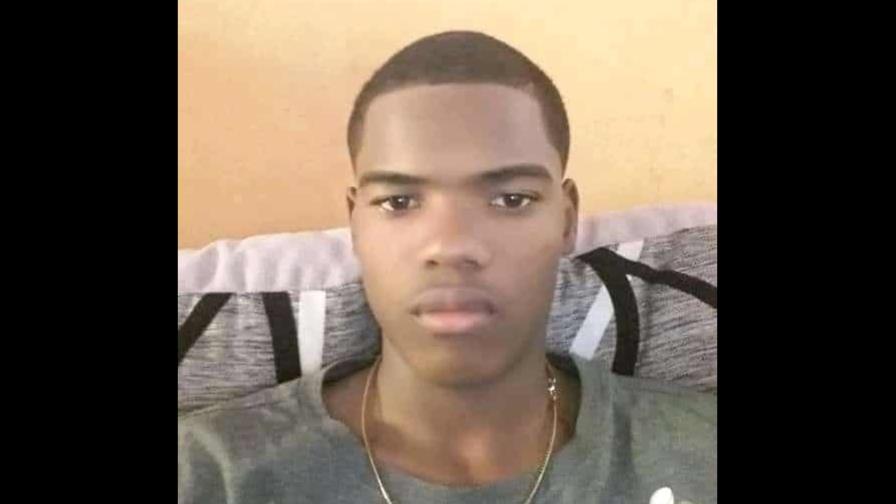Buscan joven supuestamente se ahogó en la playita de Haina