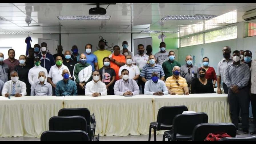 Construcción de canchas y capacitación, puntos luminosos del viceministerio Técnico de Deportes