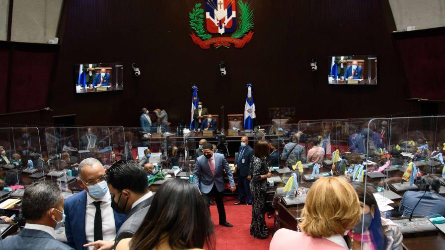 En un día diputados “estudian” un nuevo proyecto de ley del Código Penal