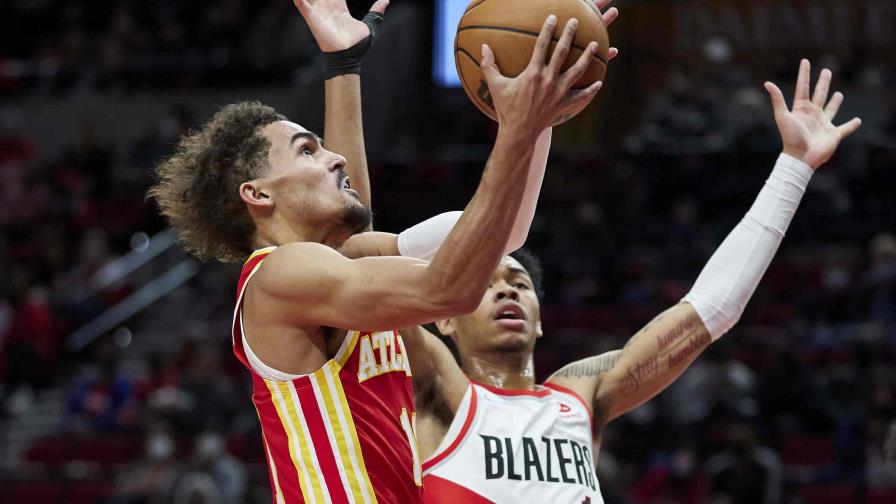 Blazers ganan a Hawks pese a récord de Young con 56 puntos