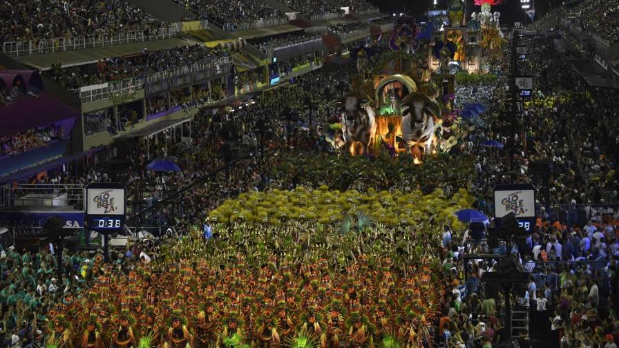 Río cancela el carnaval de rúa y solo hará desfiles en el sambódromo