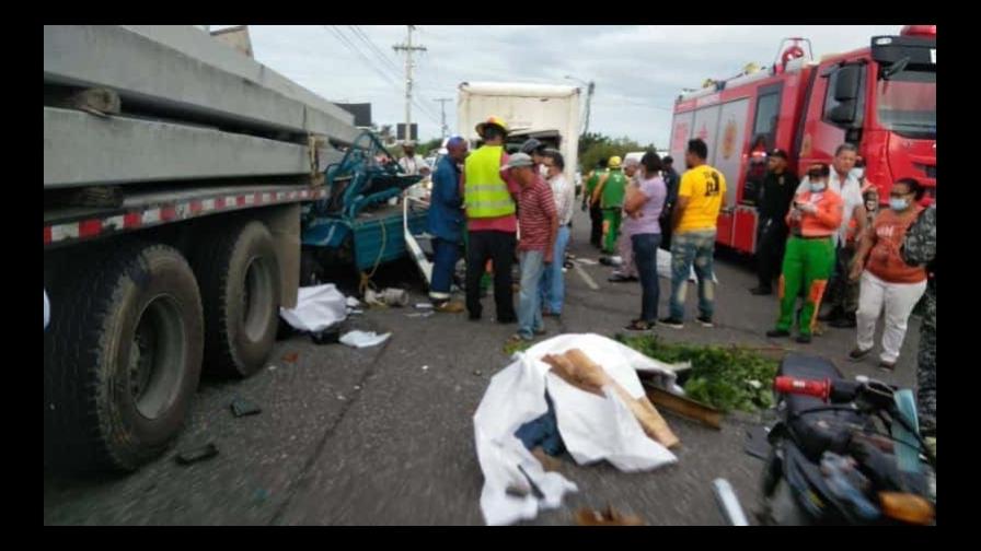 Tres muertos y dos heridos en accidente de tránsito en carretera La Romana-San Pedro de Macorís