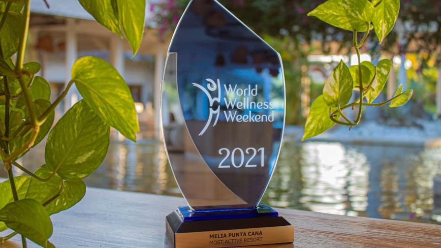 Meliá Punta Cana Beach recibe premio al Resort más activo 2021
