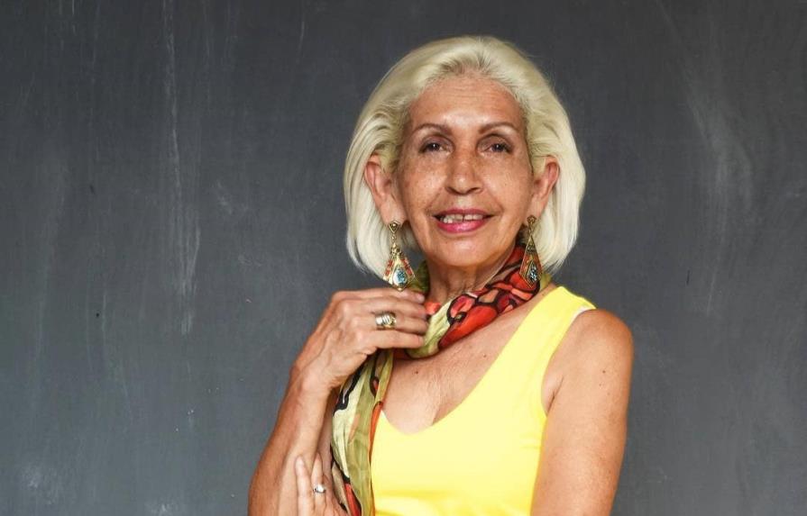 Mujer de 71 años se convierte en cotizada modelo