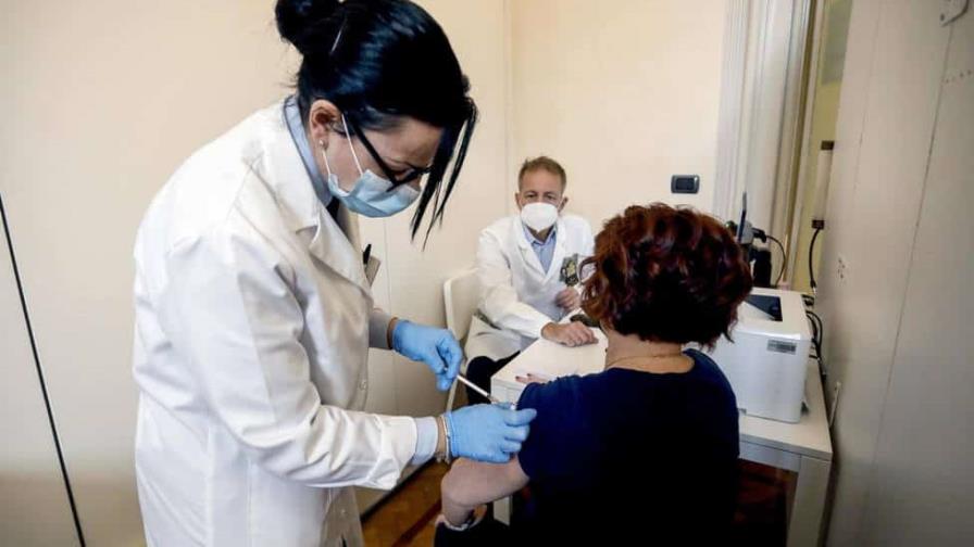 Italia impone la vacunación obligatoria para mayores de 50 años Italia impone la vacunación obligatoria para mayores de 50 años