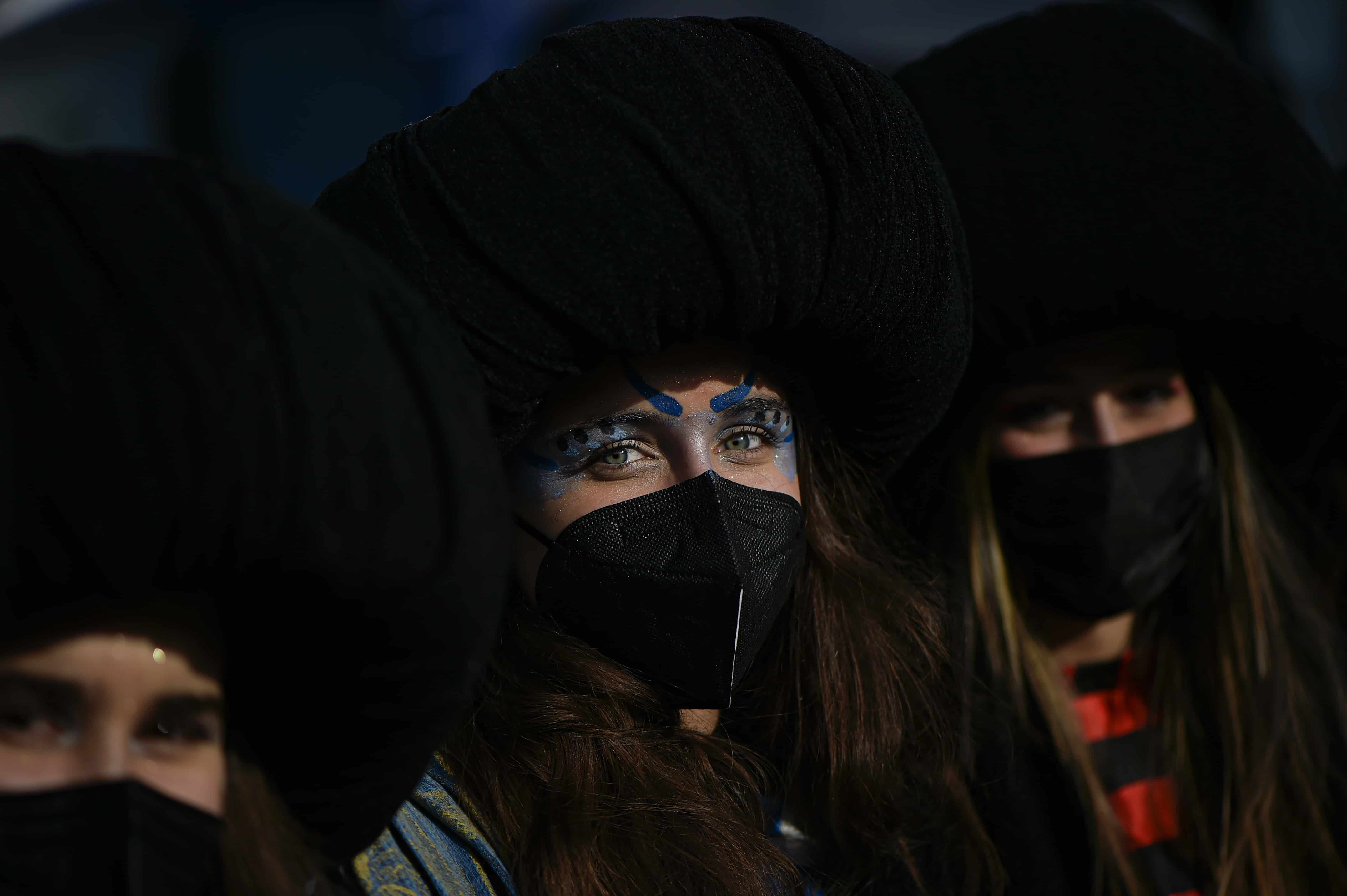 Miembros de la Cabalgata de los Reyes Magos antes de participar en la Cabalgata Los Reyes Magos durante la cabalgata del día antes de la Epifanía, en Pamplona, al norte de España, el miércoles 1 de enero. 5, 2022. Miembros de la Cabalgata de los Reyes Magos antes de participar en la Cabalgata Los Reyes Magos durante la cabalgata del día antes de la Epifanía, en Pamplona, al norte de España, el miércoles 1 de enero. 5, 2022.