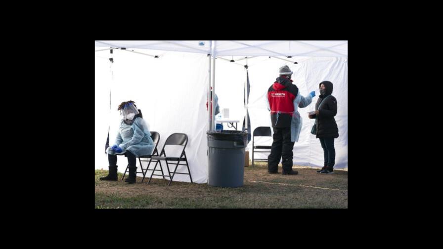 Por ómicron, contar casos de COVID-19 podría perder relevancia