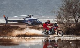 El español Joan Barreda gana la cuarta etapa del Dakar en motos