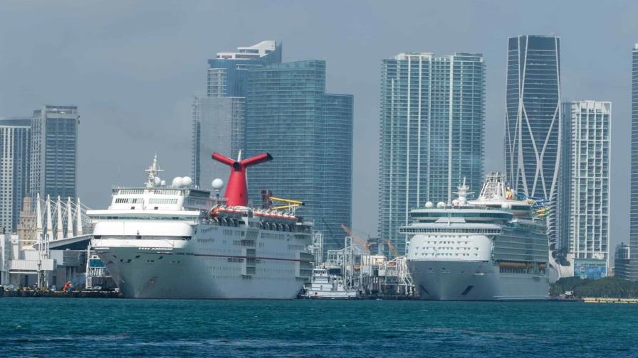 Cancelan cruceros de Norwegian tras regreso a Miami de un barco con COVID-19
