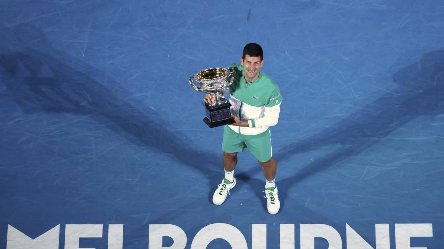 Djokovic, en el limbo mientras apela expulsión de Australia