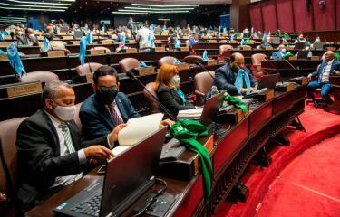 Ante petición del bloque del PLD, Cámara de Diputados aplaza hasta el martes conocimiento del Código Penal