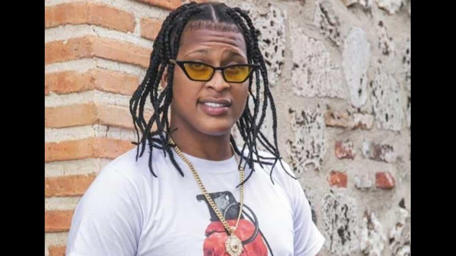 Esto es lo que dijo Químico Ultramega sobre el video donde lanza juguetes a multiud