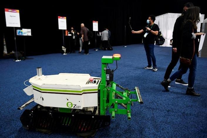 Tractores y robots autónomos llegan para revolucionar las granjas