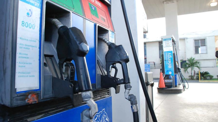 Precios de los combustibles aumentan entre RD$1.50 y RD$4.00