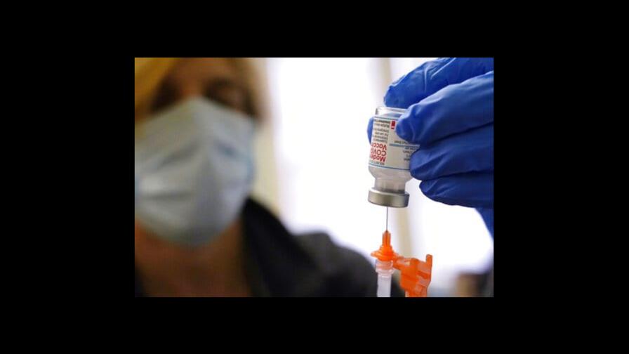 EEUU reduce a 5 meses plazo para recibir refuerzo de Moderna