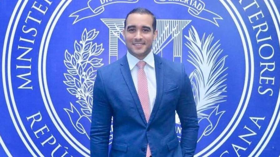 Viceministro del Mirex, positivo al COVID-19 por tercera vez Viceministro del Mirex, positivo al COVID-19 por tercera vez