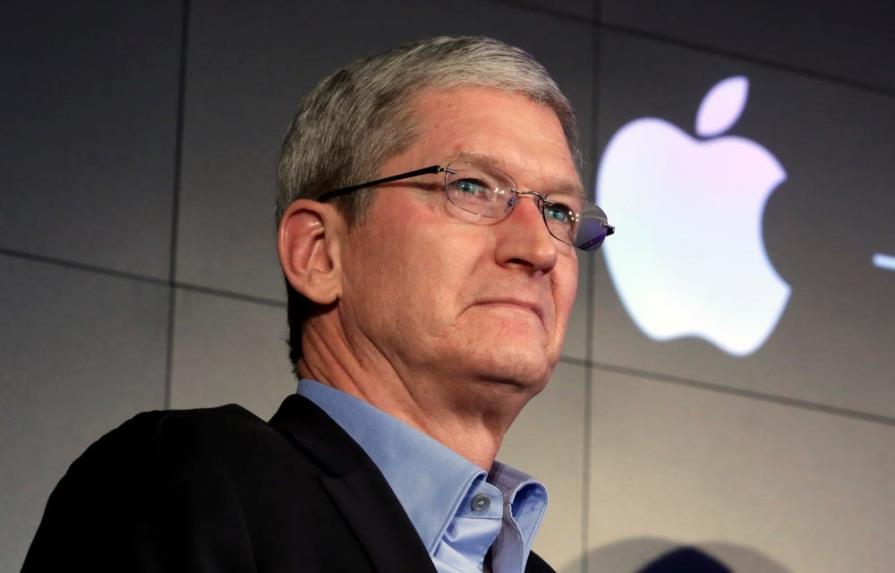 El jefe de Apple se embolsó casi 100 millones de dólares en 2021