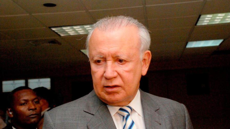 Rafael Alburquerque: “Jamás había visto que la duración de una enfermedad se decreta”