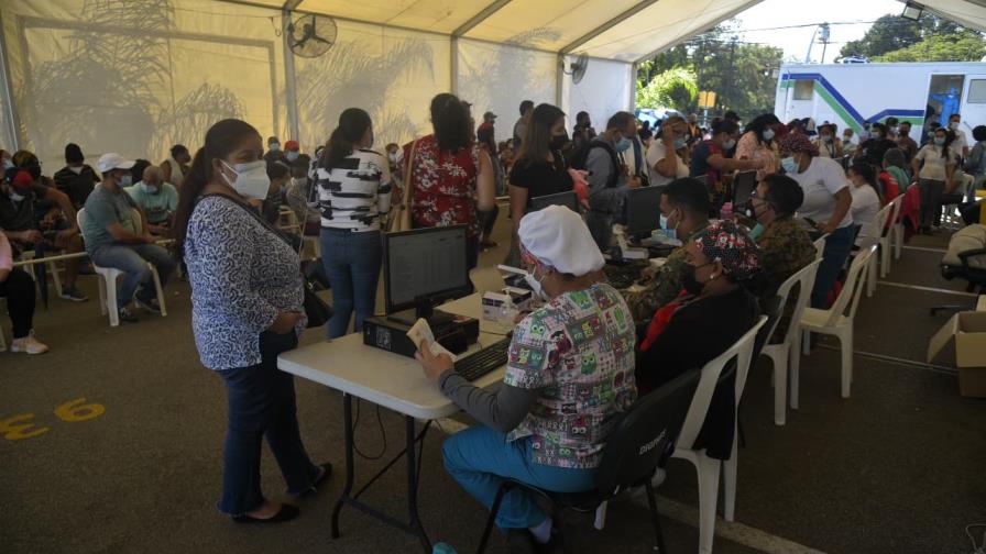 República Dominica cierra la semana con la cifra más alta de contagios durante toda la pandemia República Dominica cierra la semana con la cifra más alta de contagios durante toda la pandemia