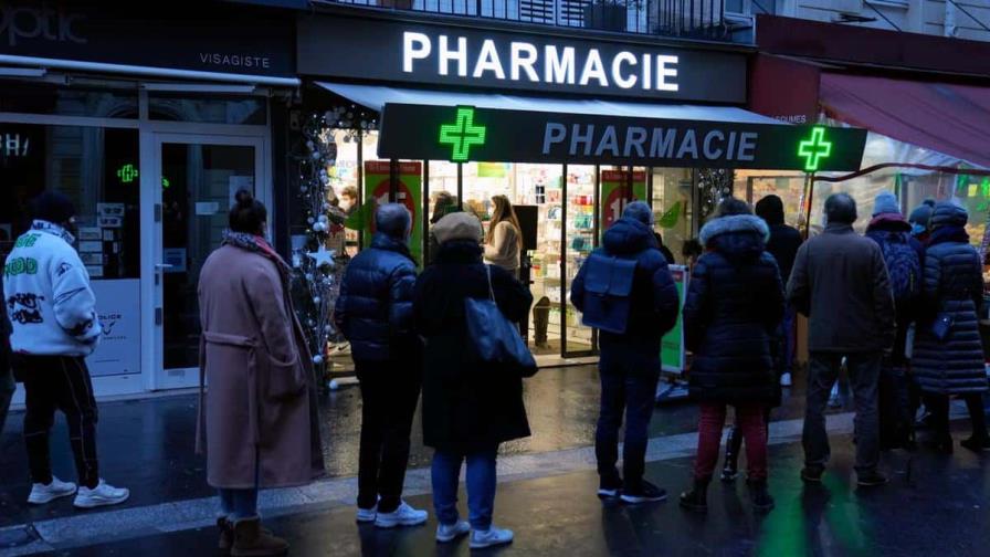 Francia roza los 300,000 contagios y las hospitalizaciones siguen al alza