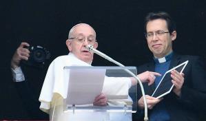 El papa pide diálogo y justicia para lograr la armonía social en Kazajistán