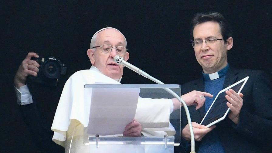 El papa pide diálogo y justicia para lograr la armonía social en Kazajistán