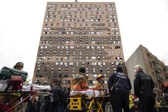 Nueva York de luto por incendio que dejó 19 muertos y decenas de heridos en el Bronx