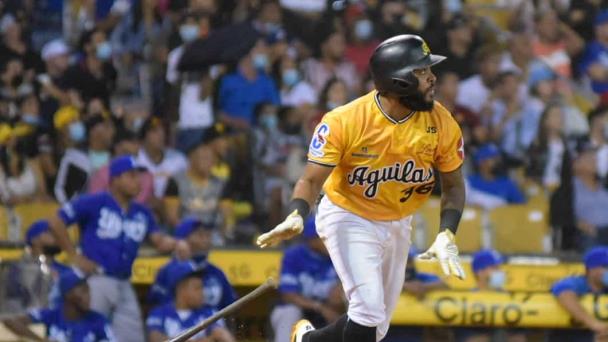 Valenzuela y Filia dan oxígeno a las Águilas ante el Licey