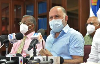 La ADP insiste en no volver a las aulas