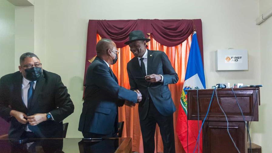 Reapertura legislativa en Haití marcada por tensión entre Gobierno y Senado