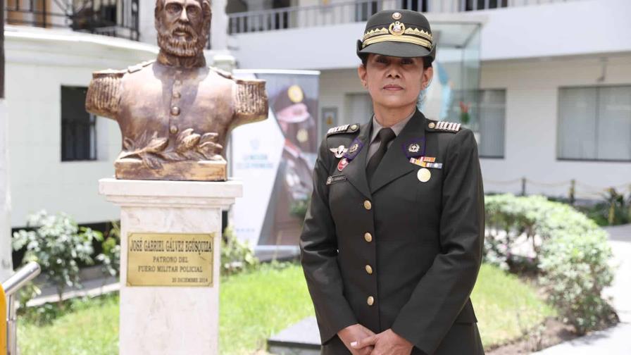 Por primera vez, mujer asume presidencia de Tribunal Militar Policial en Perú