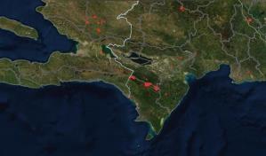 Se intensifican los incendios en Loma del Toro y Pueblo Viejo en Sierra de Bahoruco