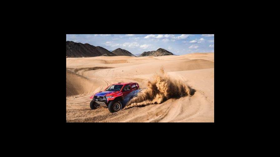 Francia vincula la explosión en el Dakar con un posible atentado terrorista Francia vincula la explosión en el Dakar con un posible atentado terrorista