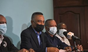 La APMAE dice no se ha reunido con la ADP y llama a retornar a las aulas